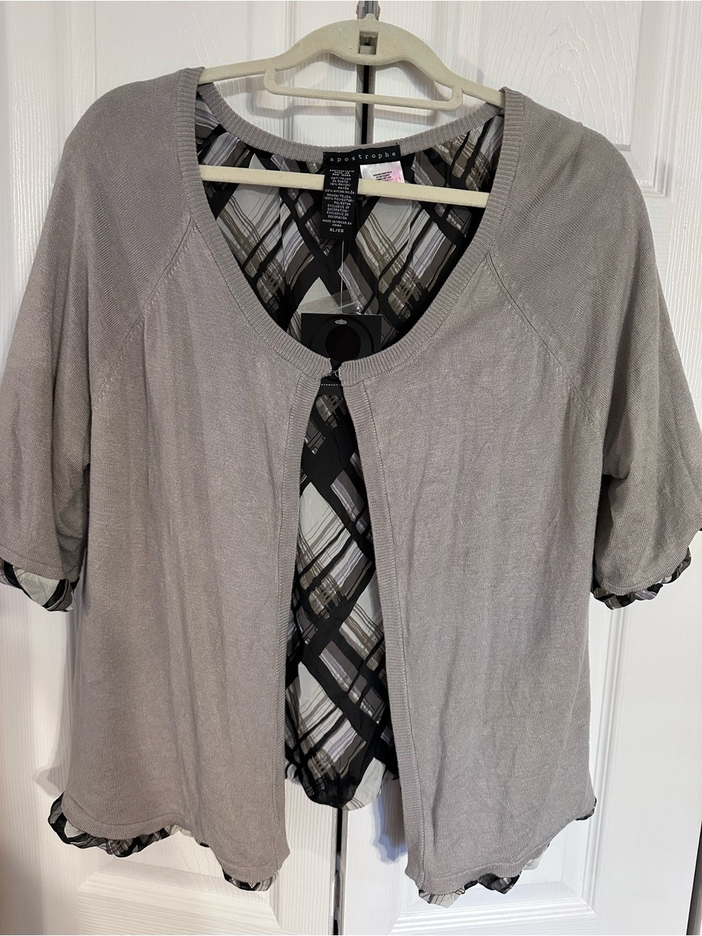 Woman’s XL Reversible Apostrophe Gray Layered Open-Front Womens Top NWT